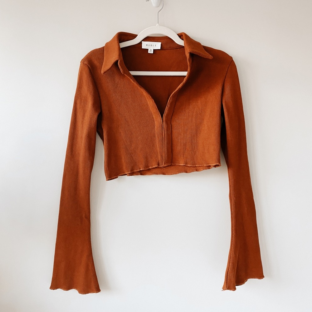 MABLE 70s Retro Bell Sleeve Crop Top with Collar (Burnt Orange/Rust)